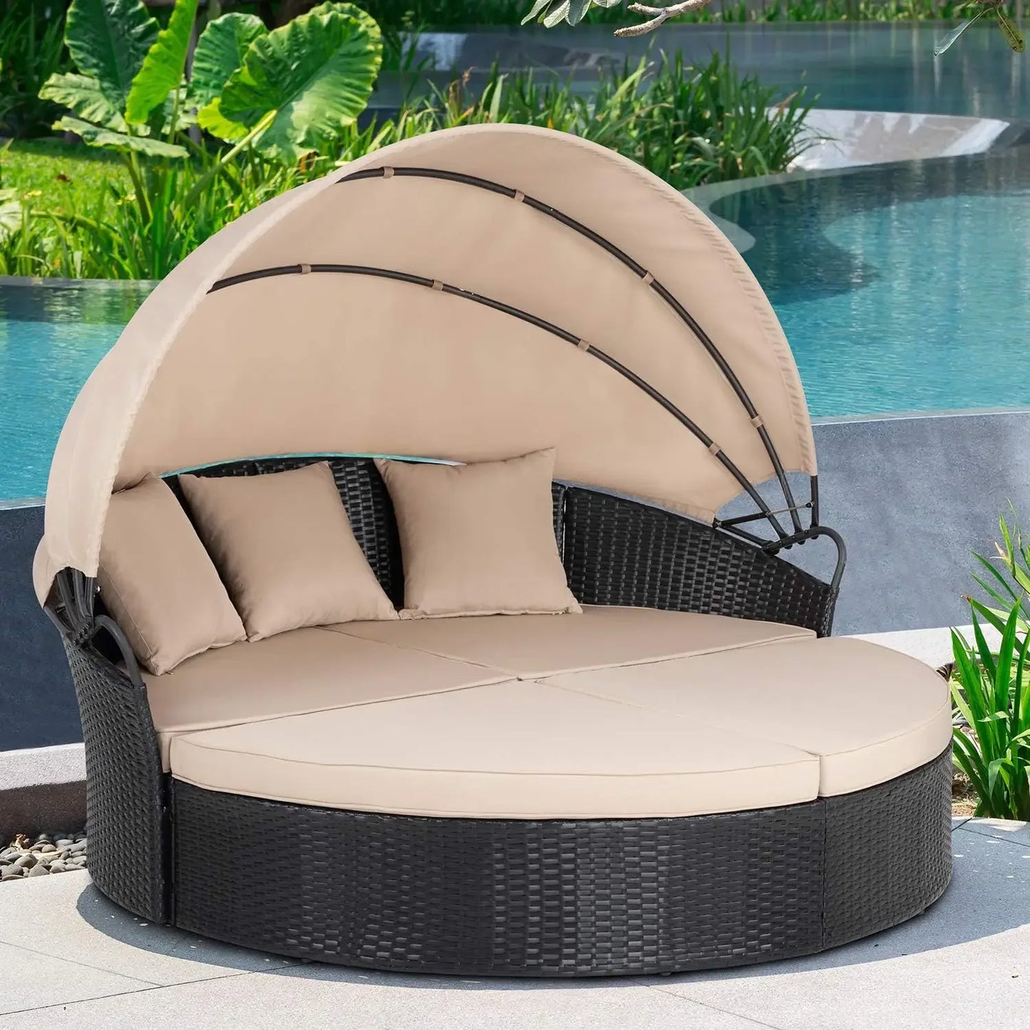 Outdoor Round Daybed with Retractable Canopy